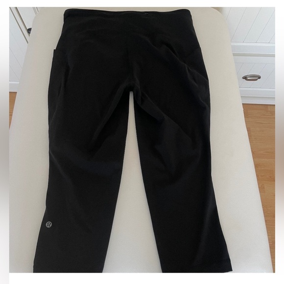 🍋SOLD🍋 Lululemon Swift Speed hi rise crop 21” - Picture 5 of 8